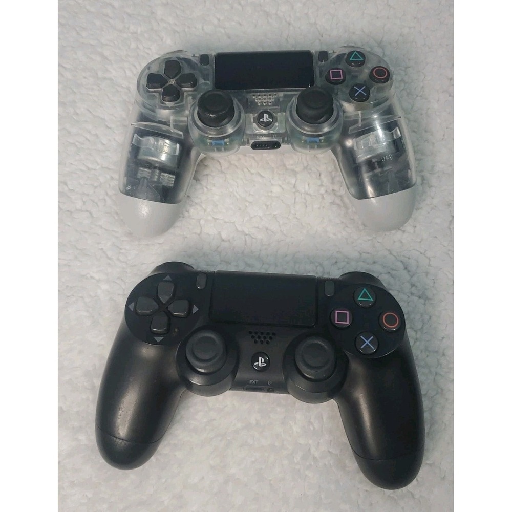 Sony PlayStation 4 Dual Shock Wireless Controllers Lot Of 2  (See Desc)